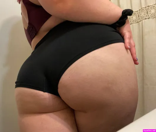 Cl0wnwh0r33 OnlyFans Thumbnail #6G3E8YP6Tn