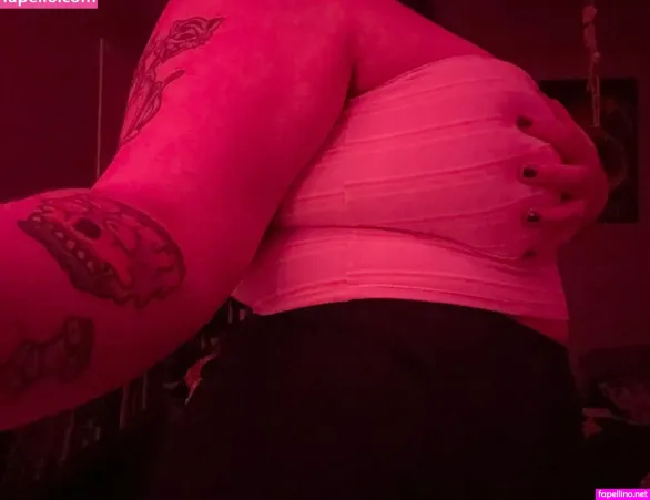 Cl0wnwh0r33 OnlyFans Thumbnail #CgA6r4pnWJ