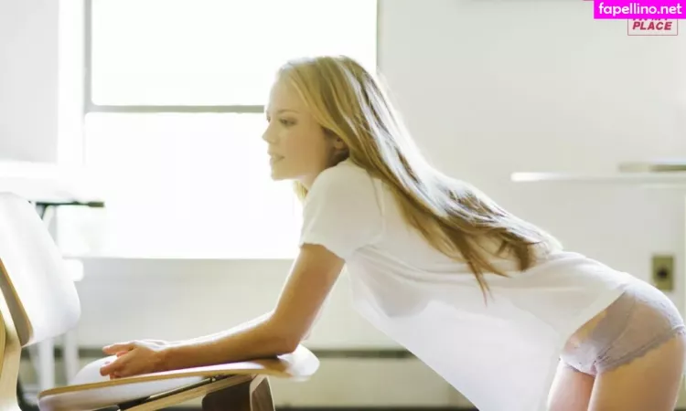 Claire Coffee OnlyFans Thumbnail #2zcPLqquRT