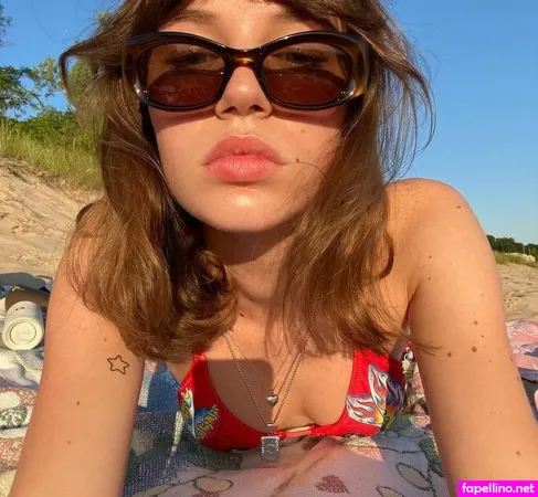 Claire Drake OnlyFans Thumbnail #i5V3UFzsrf