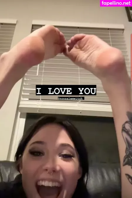 Claire Estabrook 1 OnlyFans Thumbnail #5jViawkvQT