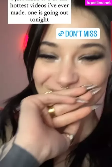 Claire Estabrook 1 OnlyFans Thumbnail #boDq1tfSrA