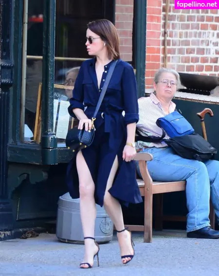 Claire Foy OnlyFans Thumbnail #4g1WKq1DU5