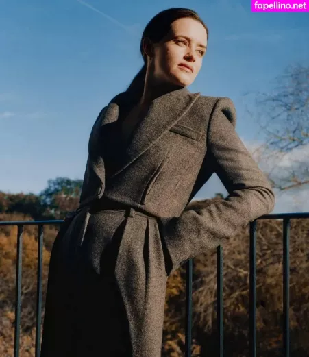 Claire Foy OnlyFans Thumbnail #MJNyt8YWm6