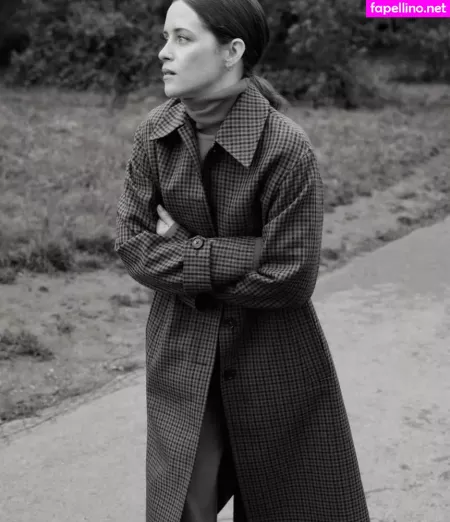 Claire Foy OnlyFans Thumbnail #Rf7aucEY2t