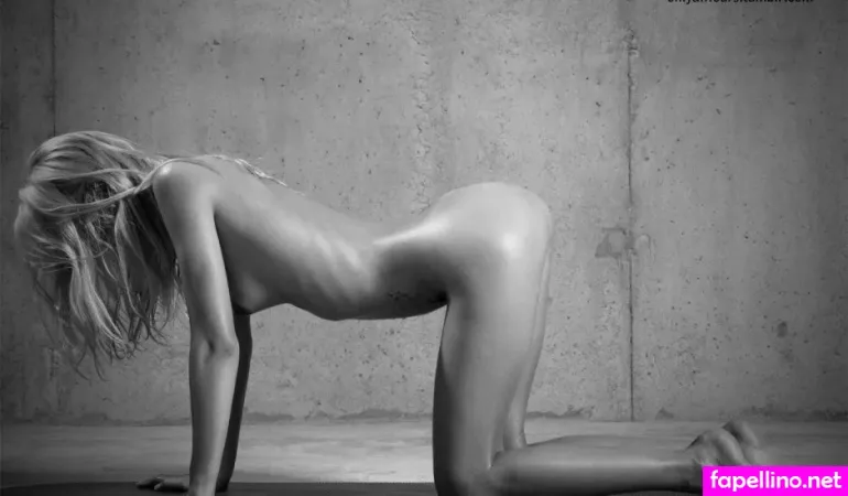 Claire Gerhardstein OnlyFans Thumbnail #ufIjCxZjBU