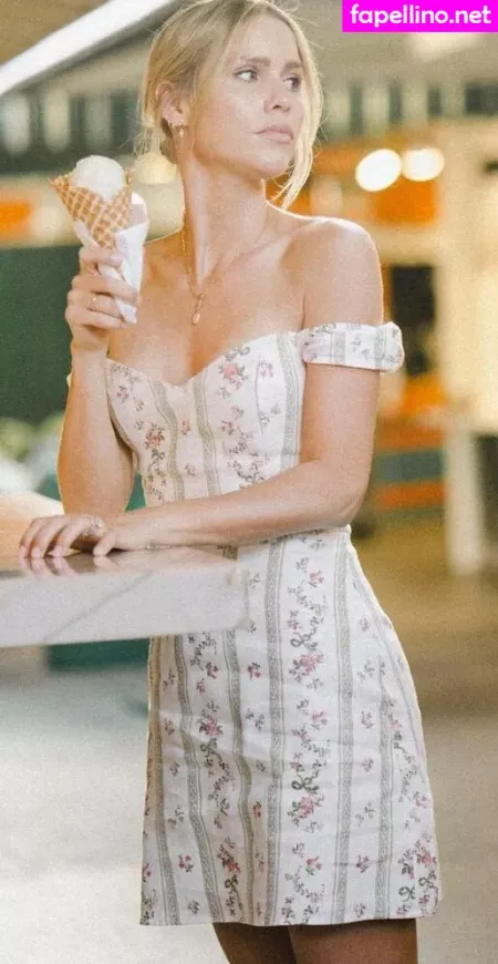 Claire Holt OnlyFans Thumbnail #LUMogal92m