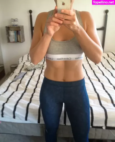 Claire Hutchings OnlyFans Thumbnail #3Ymfo5bvM1