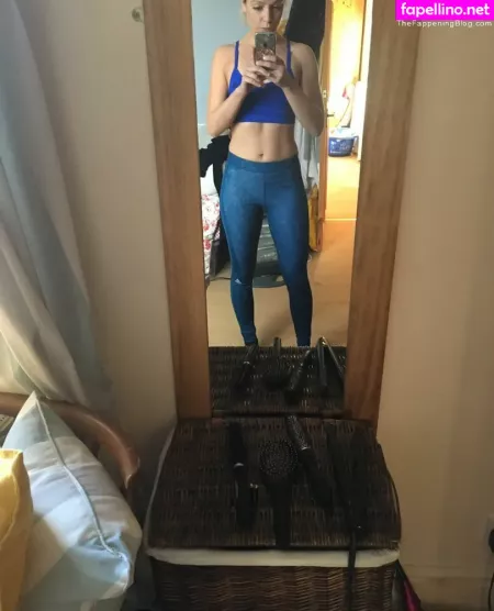 Claire Hutchings OnlyFans Thumbnail #S1pd8ACicC