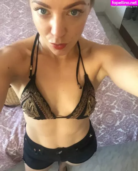 Claire Hutchings OnlyFans Thumbnail #XH49GZVXLv