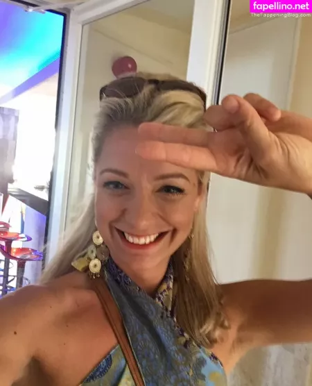 Claire Hutchings OnlyFans Thumbnail #to0oEd6bXn