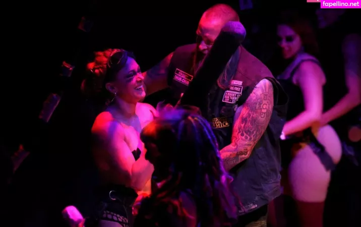 Claire Max OnlyFans Thumbnail #BiPDgwXjt2