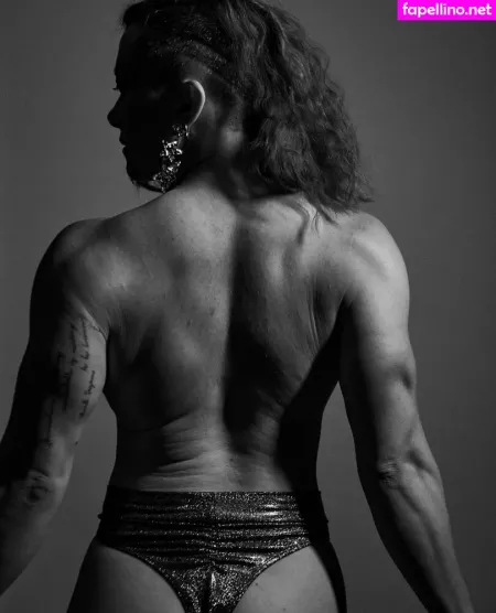 Claire Max OnlyFans Thumbnail #Cdrpss7GnO