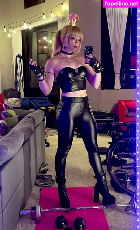 Claire Max OnlyFans Thumbnail #H8ANIetPwi