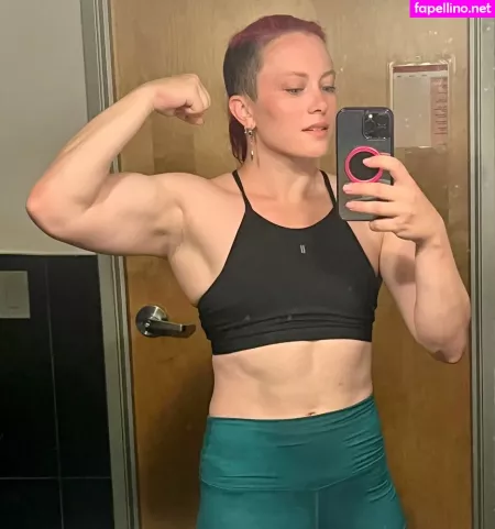 Claire Max OnlyFans Thumbnail #OX4tgzMYIs