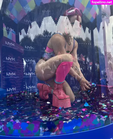 Claire Max OnlyFans Thumbnail #TImBOI16xD