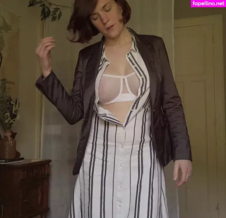 Claire Moulin OnlyFans Thumbnail #LiaDJXXoOQ