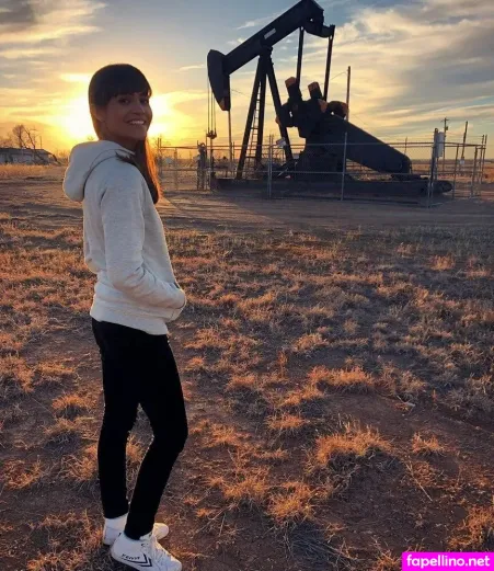 Claire Oelkers OnlyFans Thumbnail #Da3Igfan46