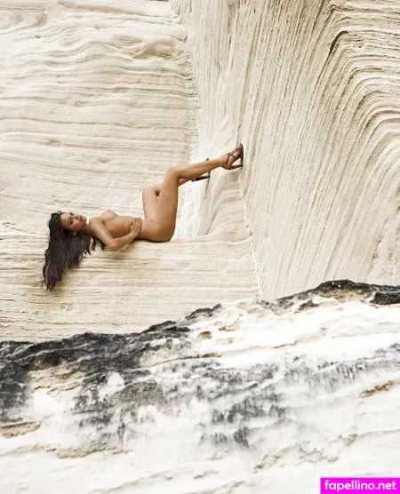 Claire Oelkers OnlyFans Thumbnail #GHRZkMiPCl