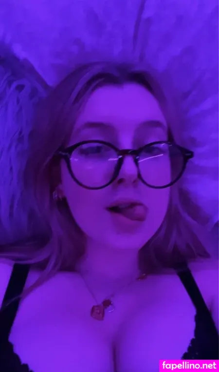 Claire Reynolds OnlyFans Thumbnail #UPMftXxZhb