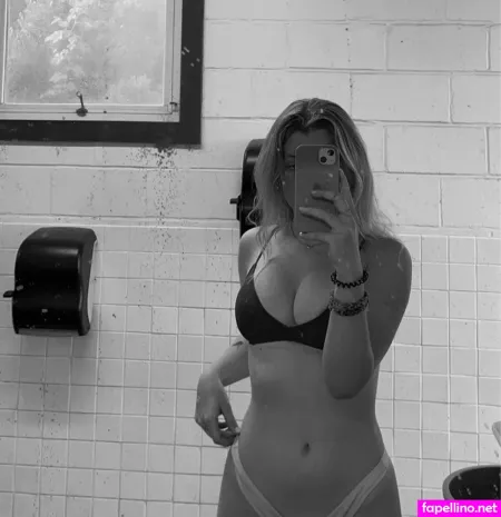 Claire Reynolds OnlyFans Thumbnail #cae046hh6B