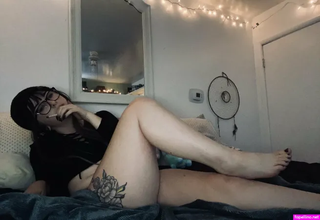 Claire Silversfree OnlyFans Thumbnail #3Uh9IRM3hu