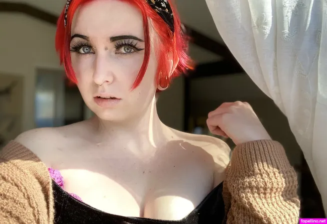 Claire Silversfree Main Profile Photo