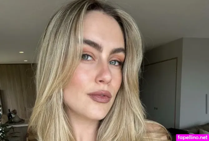 Claire Smith OnlyFans Thumbnail #V7TNkG5AIE