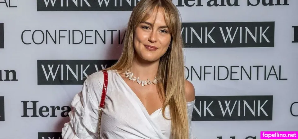 Claire Smith OnlyFans Thumbnail #bigeBRX8q1