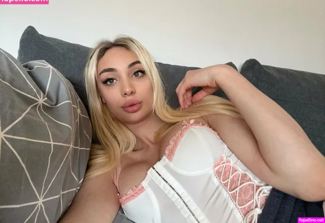 Clairebarbiexo OnlyFans Thumbnail #7X4lrKaMl0