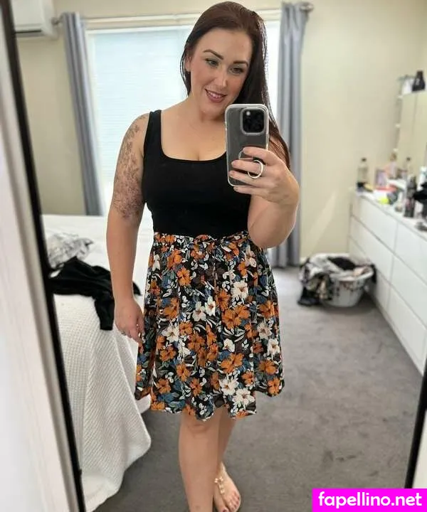 peekatclaire, yourgoodlittlewifey Nude Leaked OnlyFans Photo #LH1fufF4Ss