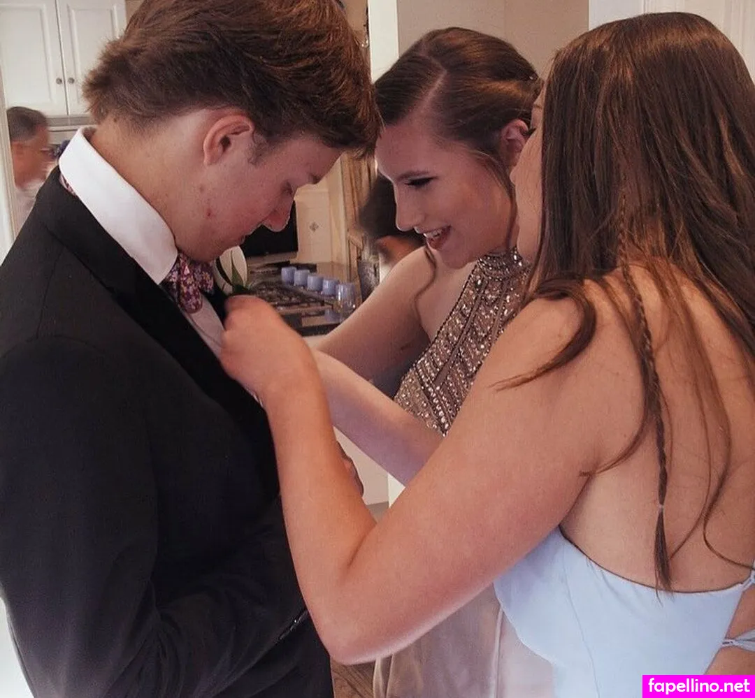 clairedeyoee, clairekiersky Nude Leaked OnlyFans Photo #4yDPvUtVse