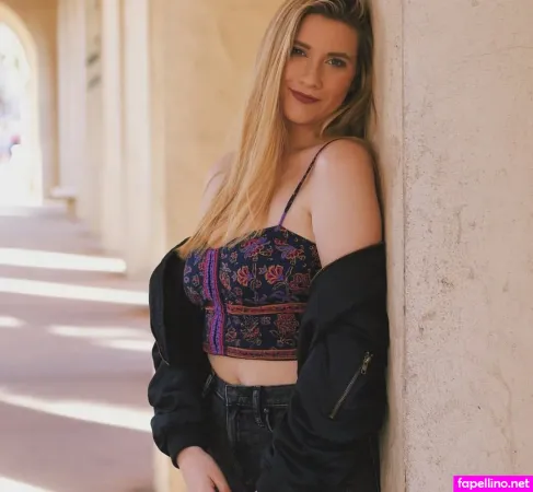Clairekiersky OnlyFans Thumbnail #6DNxcbn7Lx