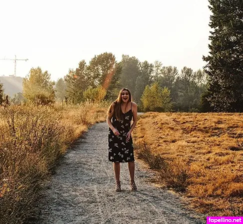 Clairekiersky OnlyFans Thumbnail #DVH9IXkfj0