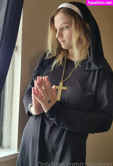 Clairemort OnlyFans Thumbnail #9mPFXoakMS