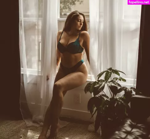 Clairenatalia OnlyFans Thumbnail #iGsnuETSSv