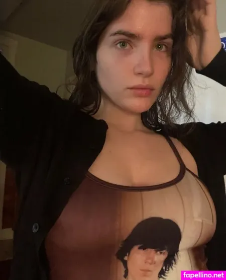 Claireyael OnlyFans Thumbnail #xAvVcVKmEU