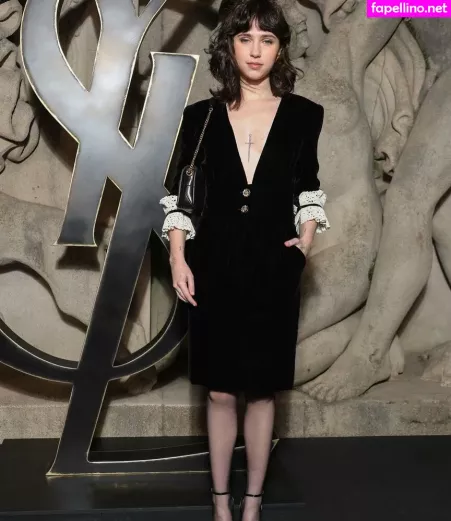 Clairo OnlyFans Thumbnail #4NLJ1HqfPC