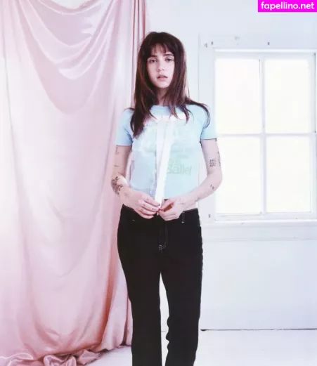 Clairo OnlyFans Thumbnail #SEfq5uQn9R