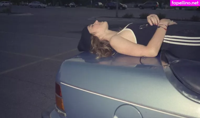 Clairo OnlyFans Thumbnail #ebFDOAk4ph