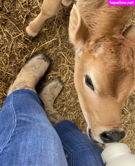 Clairrobinsvip OnlyFans Thumbnail #GnXFykQcGk