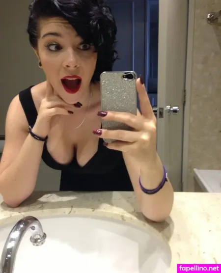 Clanni OnlyFans Thumbnail #msIVl2Hyfe