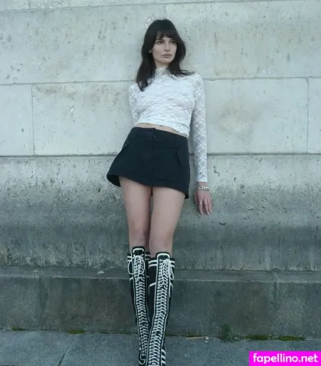 Clara Beneytout OnlyFans Thumbnail #3Jr2JDc53X