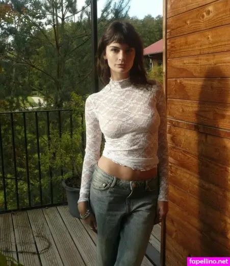 Clara Beneytout OnlyFans Thumbnail #k9taU7J5Kz