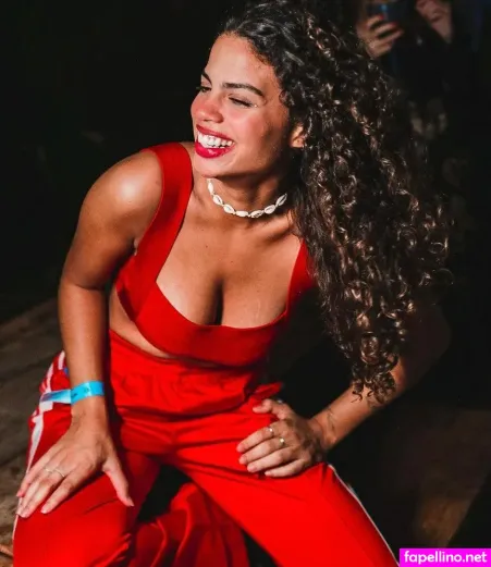 Clara Buarque OnlyFans Thumbnail #F0D9HTZFMy