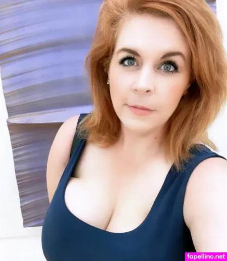 Clara Cobb OnlyFans Thumbnail #tChnV9WMur