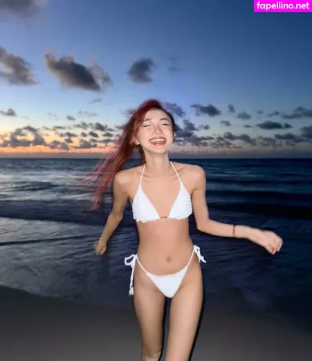 Clara Dao OnlyFans Thumbnail #bODkwK0JZx