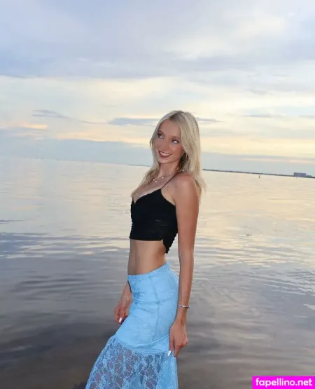 Clara Ford OnlyFans Thumbnail #EBZIbIdCoY