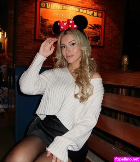 Clara Gomez OnlyFans Thumbnail #S1tG6A4r1a