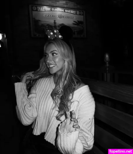 Clara Gomez OnlyFans Thumbnail #g9NtSREXT4